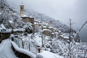 Careno sotto la neve