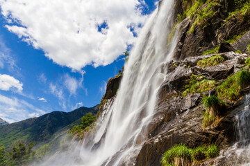 Obraz premium Acquafraggia waterfall at the middle of the jump
