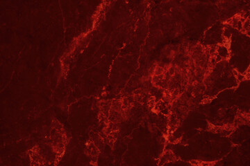 Dunkelroter Marmortexturhintergrund mit hoher Auflösung, Draufsicht auf Naturfliesenstein in luxuriösem und nahtlosem Glitzermuster.