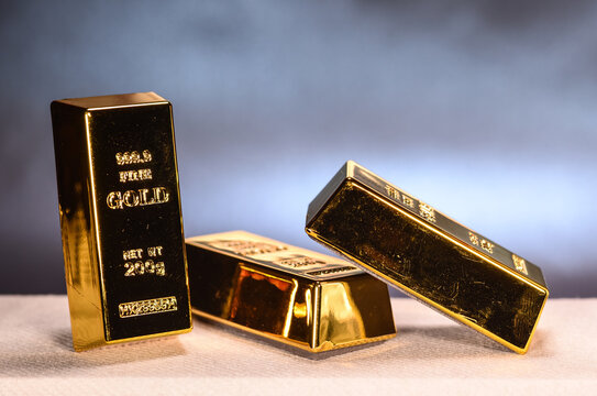 or gold lingot fortune placement bourse speculation metal precieux reserve