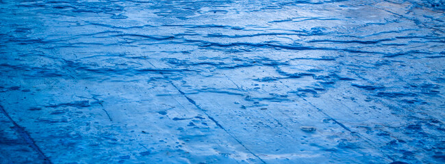 
Not evenly filled ice. Ice, winter.