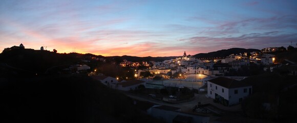 Atardecer de otoño en Sanlúcar de Guadiana y Alcoutim, frontera entre España y Portugal....