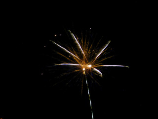 Obraz premium Feuerwerk in der Silvesternacht von 2020 auf 2021