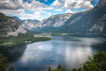 Naklejka na ściany i meble lake in the mountains, hallstätter see, austria, alps