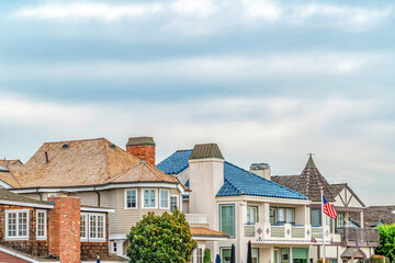 Fototapeta na wymiar Exterior of houses with elegant designs in coastal neighborhood of Long Beach