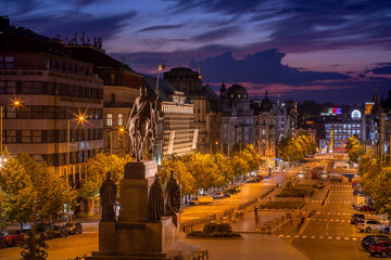 Plakat Wenceslas Square with equestrian statue of saint Vaclav in front of National Museum during a night in Prague, Czech Republic (Czechia), Europe