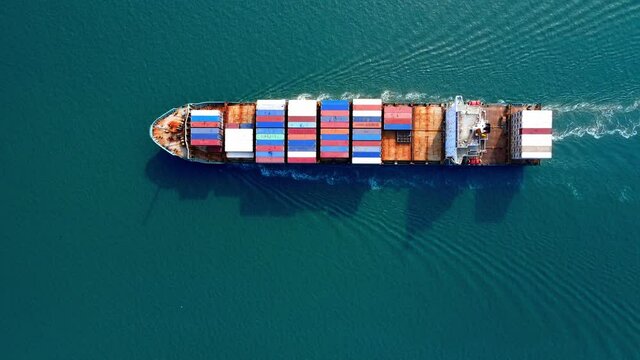 4k 60fps huge cargo ship crossing the ocean
