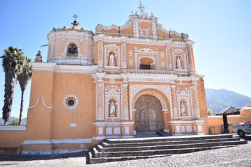 Iglesia antigua frente 