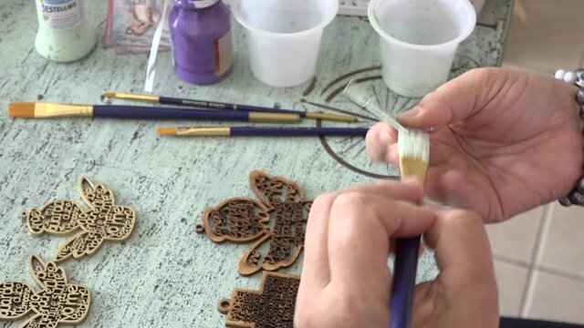 Pintando artesan&iacute;as, manualidades decorativas