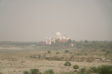 アグラ城からのタージマハール