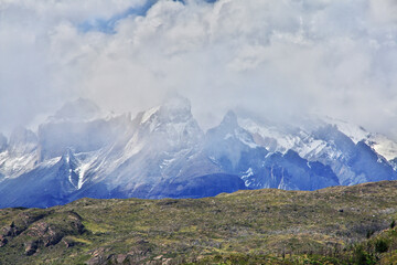 Fototapeta na wymiar Cerro Paine Grande in Torres del Paine National Park, Patagonia, Chile