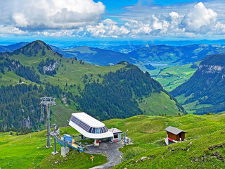 4er Sesselbahn Sternen zum Klein Sternen or 4-seater Chairlift Hoch-Ybrig - Seebli (Kl. Sternen) on...