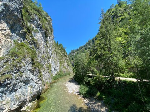 Kaiserklamm Brandenberger Ache in der nähe von Kramsach Pinegg Wörgl in den Brandenberger Alpen nahe der Grenze Tirol Bayern im Sommer