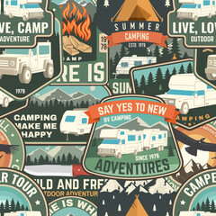 Fototapeta premium Summer camp colorful seamless pattern with rv trailer, camping tent, campfire, bear,camping tent and inspirational quotes. Vector. Background, wallpaper, seamless pattern with patches