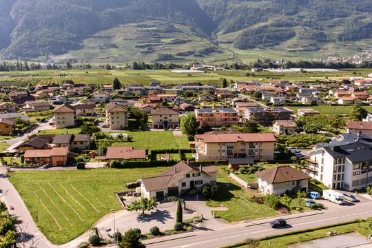 Rincones y localizaciones del peque&ntilde;o pueblo de Saillon, cerca de la ciudad de Sion, en el suroeste de Suiza