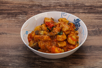 Chicken with oyster sauce and vegetables