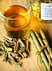 weidenrinde   tee © Christine