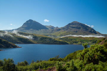 Naklejka premium Lake and Mountains