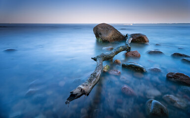 sea and rocks © Sieku Photo