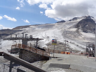 Pistas de Austún en el Pirineo aragonés