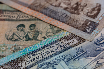 Fototapeta na wymiar Kuwaiti Dinar banknotes (one, half and quarter)