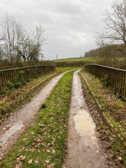 Route de campagne l'hiver en Bourgogne