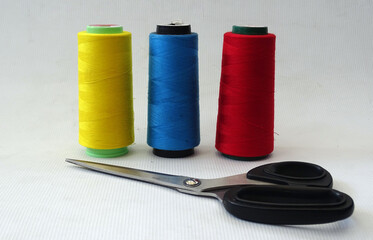 Hilos de color para maquina de coser industrial