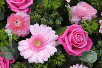 Wedding flowers in various shades of pink