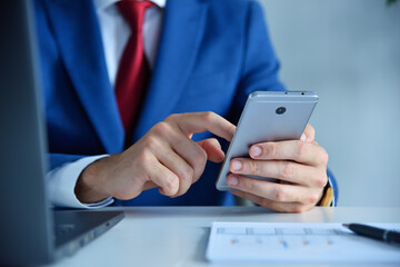 Stock broker using mobile phone