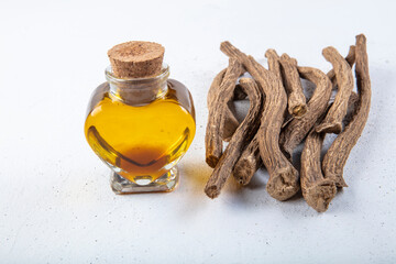 Aquilaria agallocha (Aloexylum agallochum, Agallochum officinale, Agallochi verum). Turkish name;(...