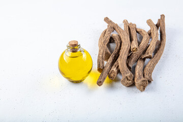 Aquilaria agallocha (Aloexylum agallochum, Agallochum officinale, Agallochi verum). Turkish name;(...