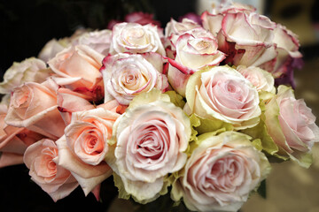 Obraz na płótnie Canvas bouquet of pink roses