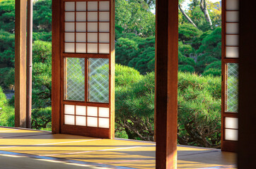 和室と日本庭園