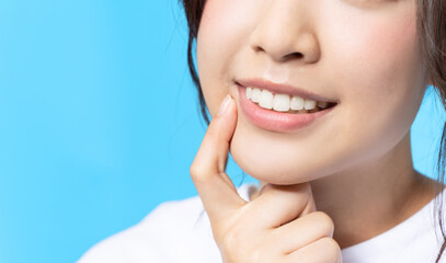 Obraz premium 女性のデンタルケアイメージ 白い歯 オーラルケア