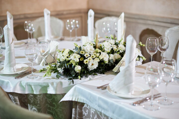 wedding table setting