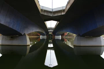 Blick auf eine Brücke über den Aasee bei Münster © Pixel62