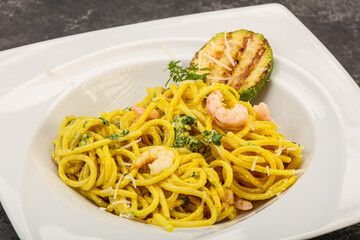 Pasta with prawn and zucchini