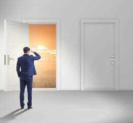 Fototapeta premium Businessman facing many business opportunities