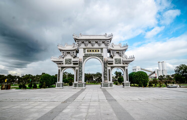 triumphal arch in the park
