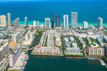 Obraz na płótnie Canvas Miami Aerials