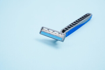 disposable razor