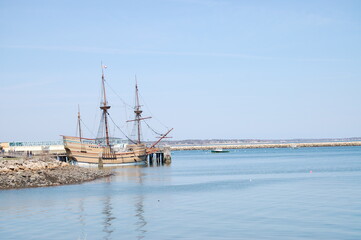 Mayflower Sailboat Docked in America's Hometown Plymouth Massachusetts in Springtime - obrazy, fototapety, plakaty