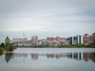 Fototapeta na wymiar city skyline