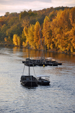 Les gabares en automne