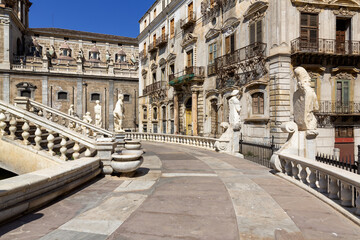 Fototapeta na wymiar Beautiful view of Piazza Pretoria, or Piazza della Vergogna, in Palermo