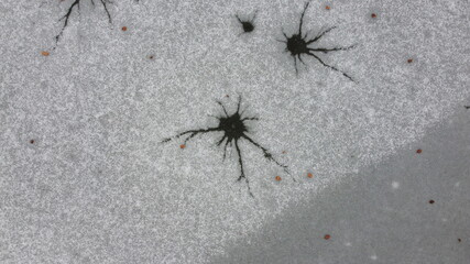 Vereiste Weiher mit abstrakten BIld