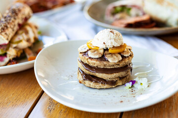 pancakes with chocolate 