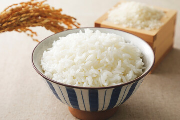 茶碗に盛った白米　Japanese white rice