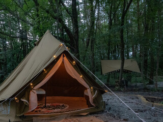 アウトドア キャンプ風景