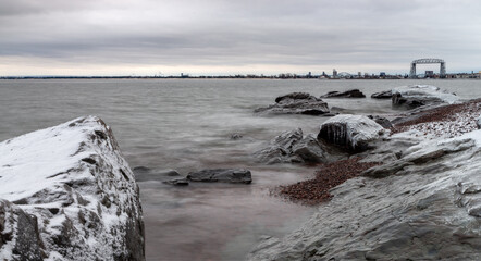 Fototapeta premium Boulders at the lake Superior shore